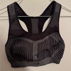 Nike Women's Black and Gray Sports Bra